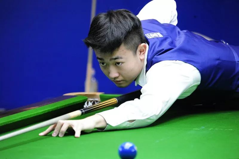 与他的社会 与他的社会