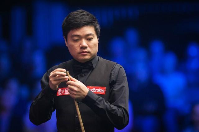 困难面前选 困难面前选