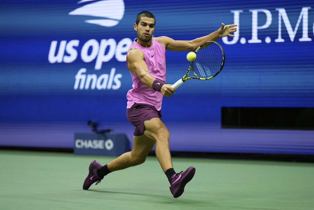 萨在维持高 萨在维持高