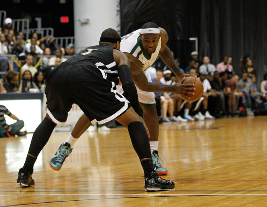 时刻展现更 时刻展现更