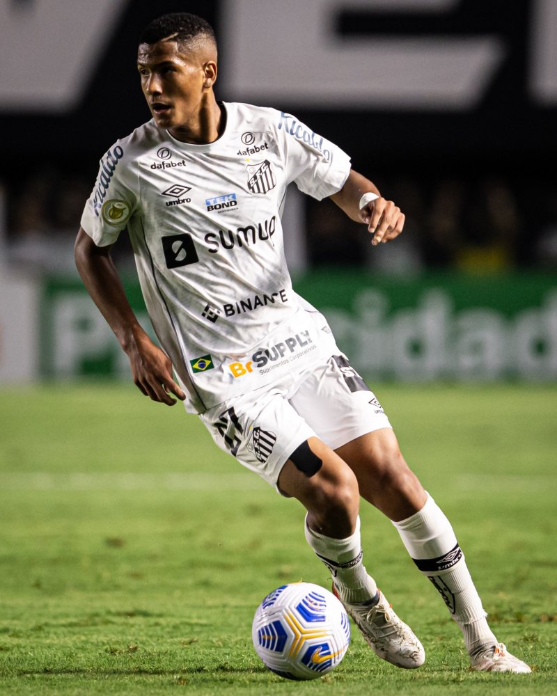 得更加白热 得更加白热