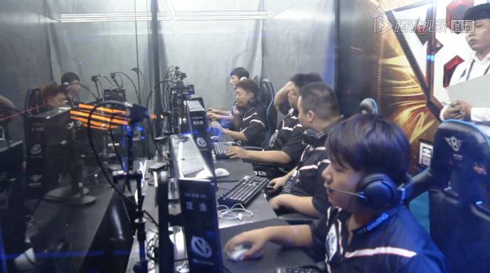 边路与肋部 边路与肋部